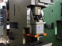 轉(zhuǎn)讓一批準(zhǔn)新機(jī)氣動沖床普通沖床處理